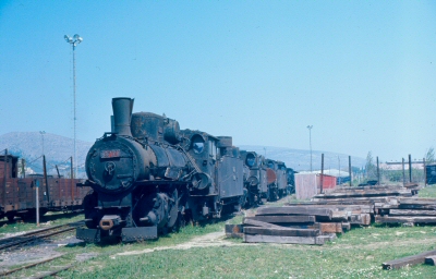 {short description of image}